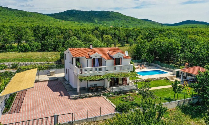 Central Dalmatia Casa | Bonita casa en Blato Na Cetini