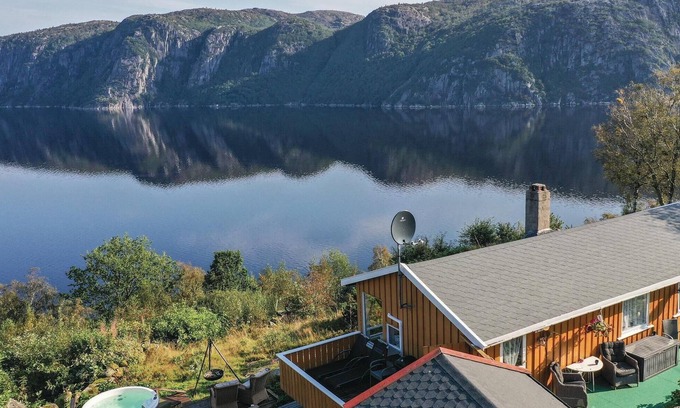 Farsund Casa | Bonita casa en Farsund con WiFi