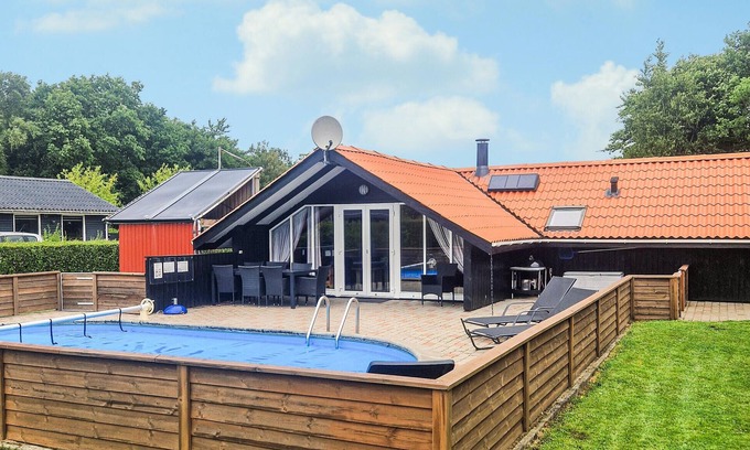 Bork Havn Casa | Bonita casa en Hemmet con sauna