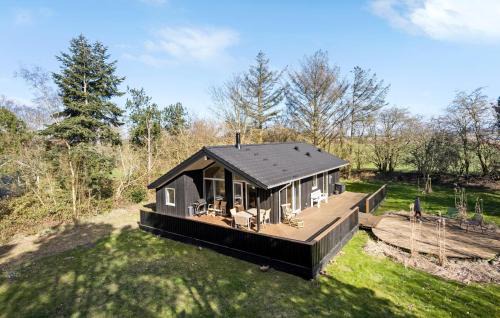 Ristinge Casa | Nice Home In Humble With Kitchen