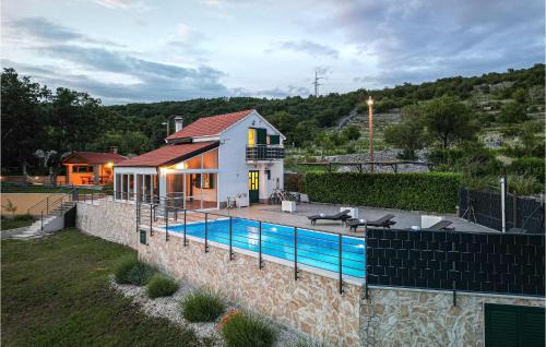 Lovrec Casa | Nice Home In Medov Dolac With Sauna