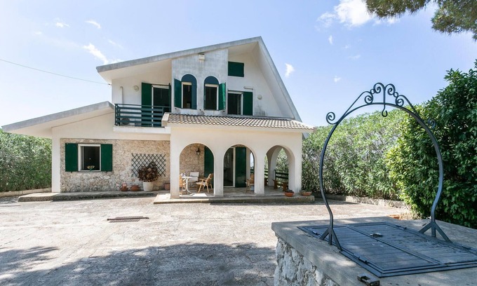 Montagna Casa | Nice Home in Noto With Wifi and 3 Bedrooms