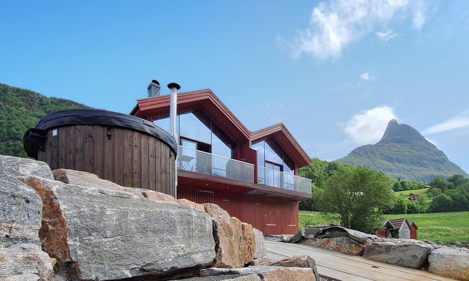 Sykkylven Casa | Bonita casa en Straumgjerde