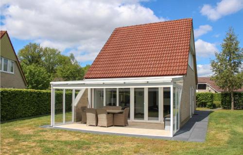 Vlagtwedde Casa | Nice Home In Vlagtwedde With Kitchen