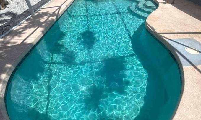 West Bradenton Casa | Nice House: 2br 2ba 2 car gar, screened, private heated salt pool & spa 6people+