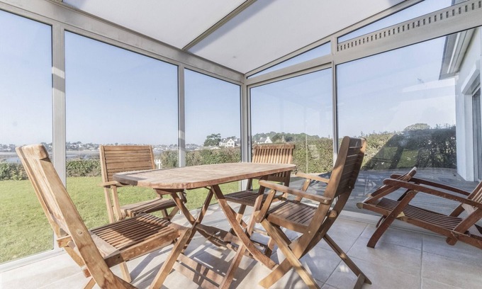 Saint-Philibert Chalet De Esquí | Bonita casa y su terraza para unas estupendas vacaciones