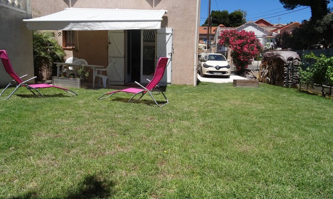 Saint-Henri Apartamento | Nice independent studio on the ground floor of a villa in L'estaque Mourepiane.
