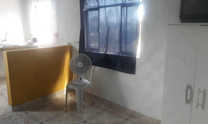 Balneario Guaruja Casa | Bonito kitnet para descansar después de la playa.