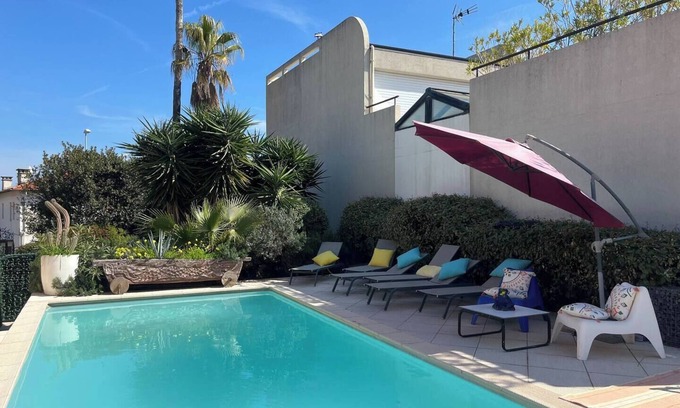 Saint-Laurent-du-Var Casa | Nice Living Hôtel Particulier Piscine