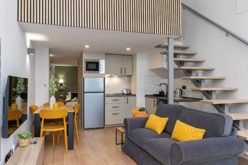 Vista Alegre Apartamento | Nice new duplex in front of Palacio VistaAlegre