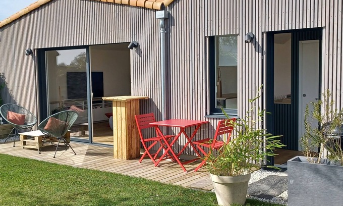 Le Bignon Apartamento | Nice outbuilding!