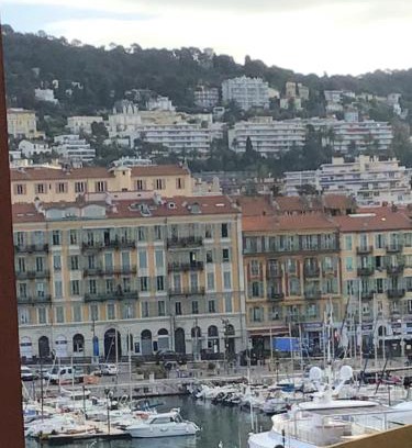 Quartier du Port Casa | Nice port quartier antiquaire