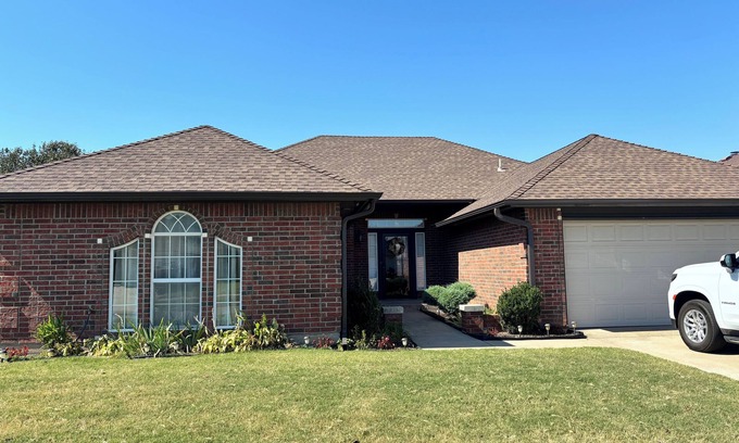 Oklahoma City Casa | Nice, Spacious 3 Bed 2bath house on Megan Dr Oklahoma City