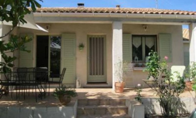 Teyran Casa | Bonita villa con jardin