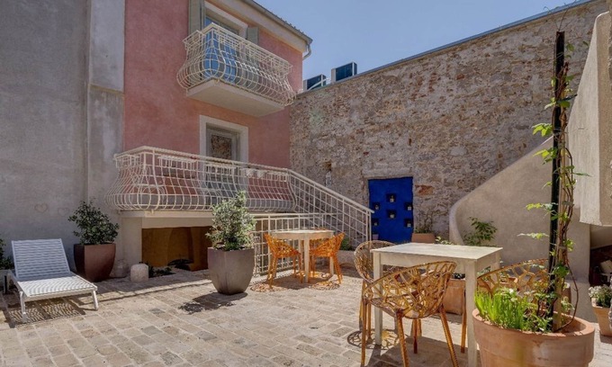 City Center Apartamento | La Dolce Vita Suites - Belle epoque