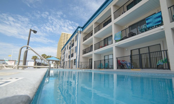 Bel Air Condominio | Nicely Updated Beachfront 2BR (Sleeps 8) With ocean view and convenient parking.