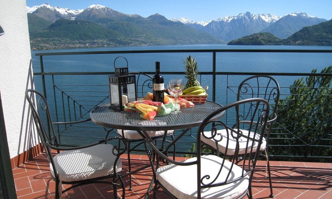 Calozzo Apartamento | Nido alla Riva Ronnie holiday flat on the lake