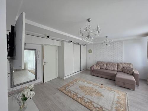 Krasnik Apartamento | Niepodległości Park View Studio by BookingHost