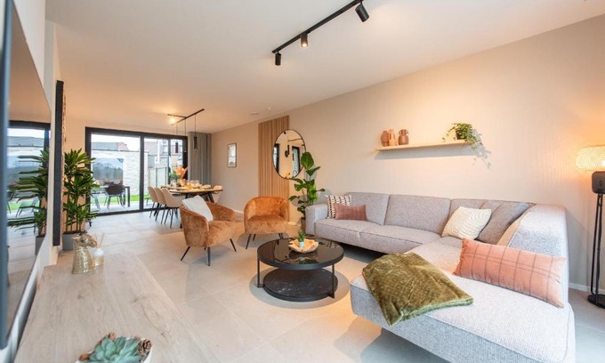 Riemst Casa | NIEUW De Grenspaal NOORD 6P - 3SLPK 5 min Maastricht - SAUNA - LAADPAAL