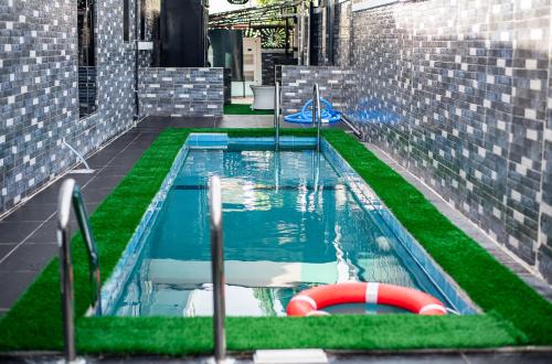 Abuja Apartamento | NIFEWAT APARTMENT,Dijon studio apartment with pool,WiFi, gym,Netflix and sit out area