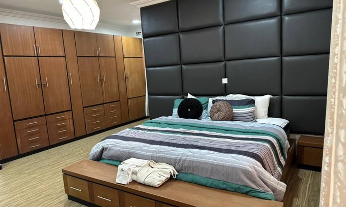 Ofin Apartamento | Nigus House Oniru