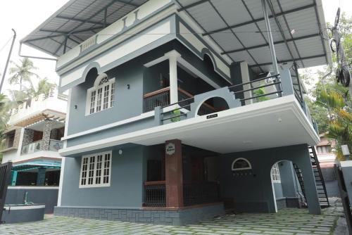 Guruvayur Apartamento | Nila Heavens - Spacious 5 BHK Homestay , ideal for families