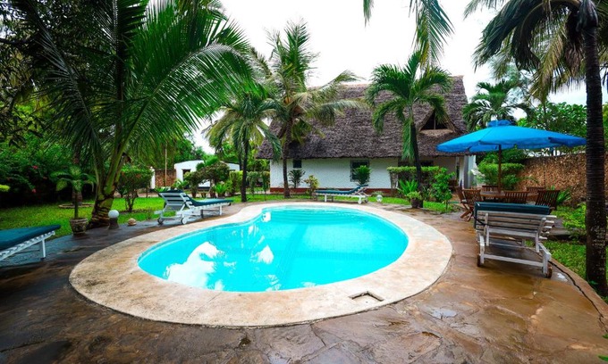 Ukunda Complejo | Nimepata Paradiso Ndovu