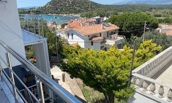 Ildır Koyu Casa | Nino’s Seaview House with Balcony & Garden