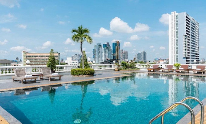 Bang Na Hotel | Niran Grand Hotel