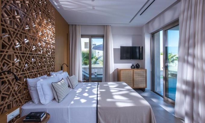 Gournai Hotel | Niriides Palace