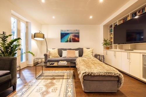 Redcliffe Apartamento | Niru Experience Serene Garden Haven Duplex