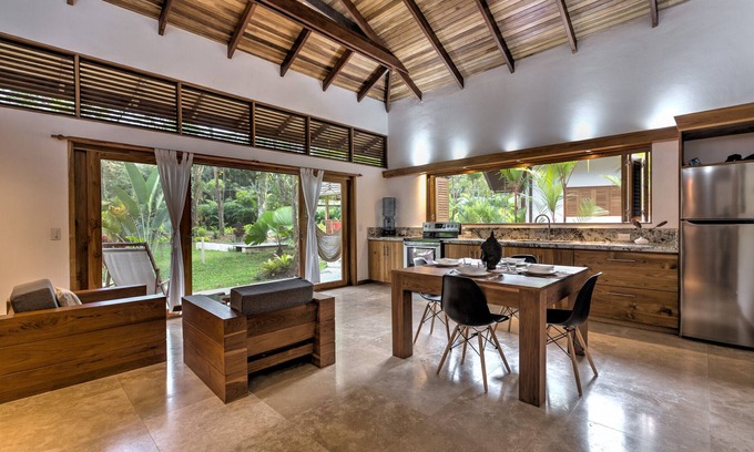 Chiguata Casa | Nirvana House. Tropical balinese style house