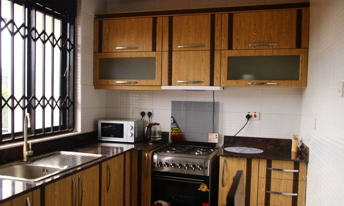 Kampala Apartamento | NL JOSEPHINES APARTMENTS