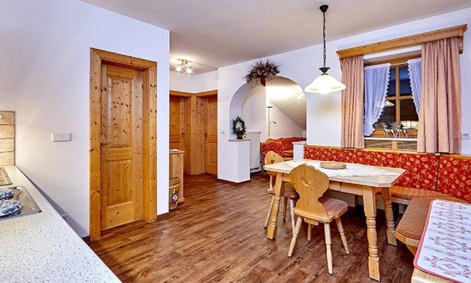 Wallgau Apartamento | "No. 4" apartment, 2 bedrooms, shower, WC - Anneliese, guest house