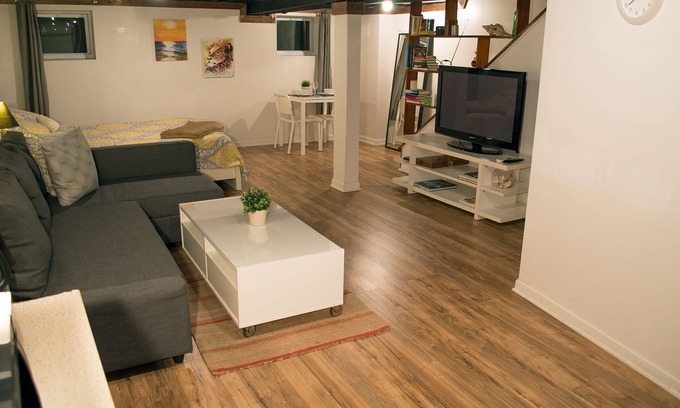 Petworth Apartamento | Tranquilo estudio privado con entrada propia y aparcamiento gratuito cerca del metro, del centro de autobuses