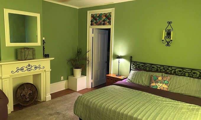 Saint Roch Casa | NO PET FEES Vivacious 2-BR pet friendly house near French Quarter and Superdome!