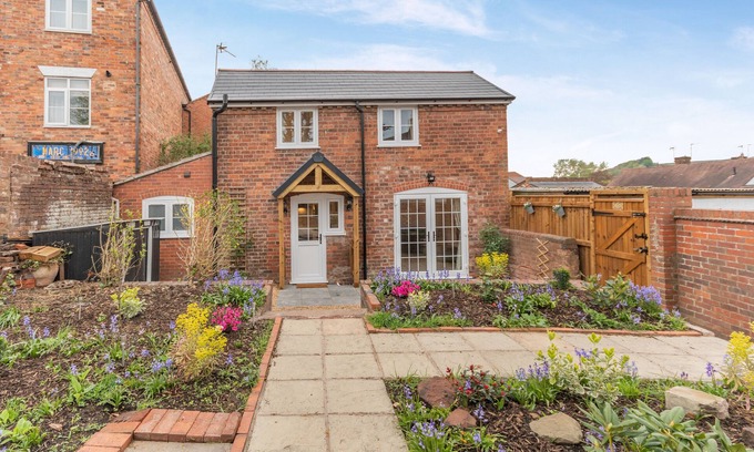 Bewdley Casa | No Road - The Cottage