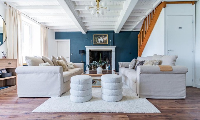 Canchy Casa | No2 By The Fields