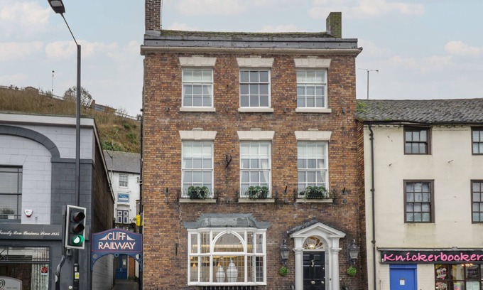 Bridgnorth Cabaña | NO3 ON THE SEVERN, family friendly, with a garden in Bridgnorth