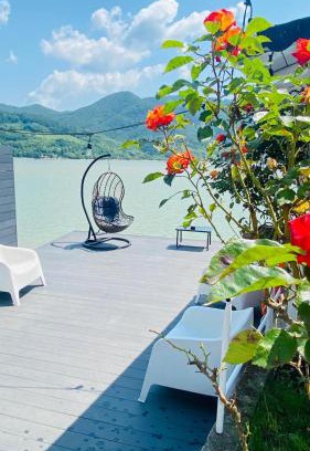 Orsova Casa | NOAH river house