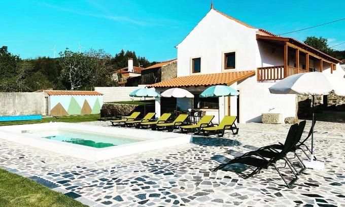Penela Casa | NocasHouse Lousa