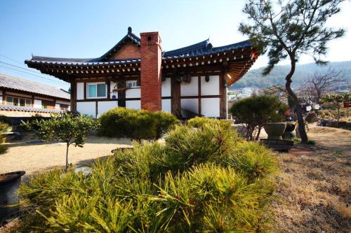 Yeosu Casa | Noeul Hanok Pension