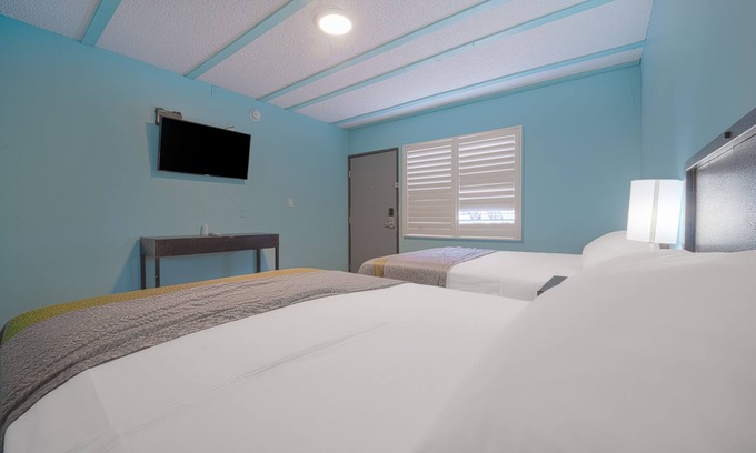 North Hollywood Hotel | NOHO Hotel near Universal Studios Hollywood