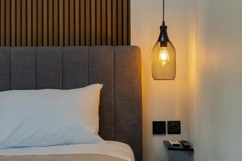 Maleme Casa | Noir Residence - Chic 2Br House Near Maleme Beach