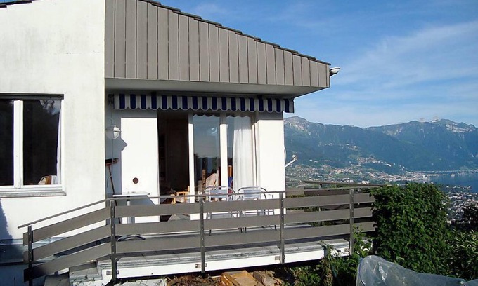 Chardonne Casa | Noisette by Interhome