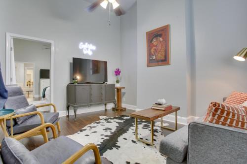 Saint Thomas Development Casa | NOLA Gem 3 Mi to French Quarter