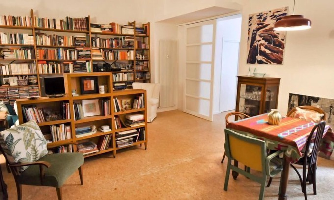 Casoretto Apartamento | NoLo Art Apartment by Interhome