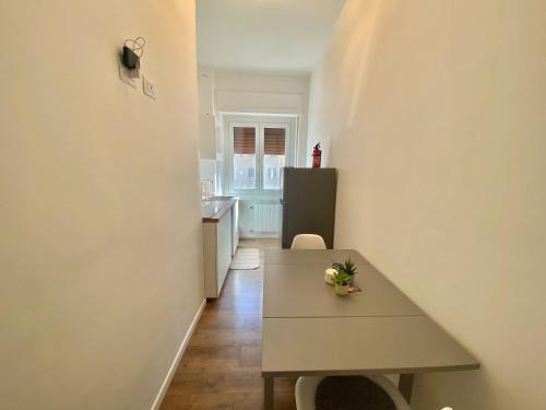 Zona Padova Apartamento | NoLo Urban Nest Apartment, Confortevole e Graziosa, servita di tutti i Comfort e Metropolitana Verde per Stazione Centrale e Garibaldi