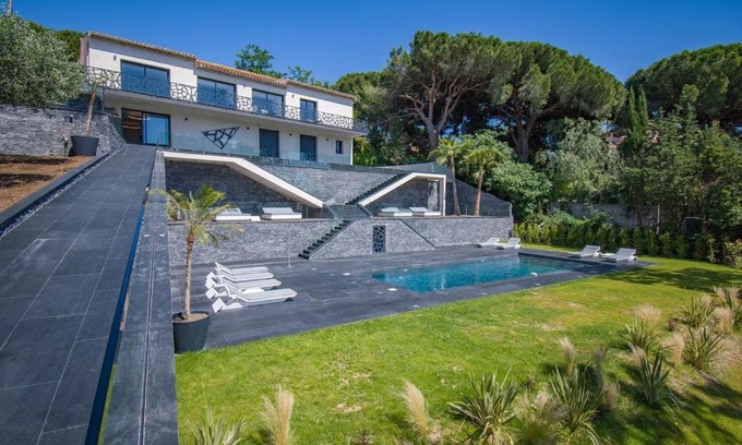 Cannes La Bocca Casa | Room luxury