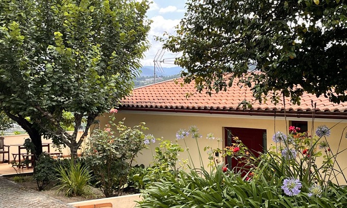 Cabeceiras de Basto Casa | Nomad's Country - Cimo de Vila Casa Jardim